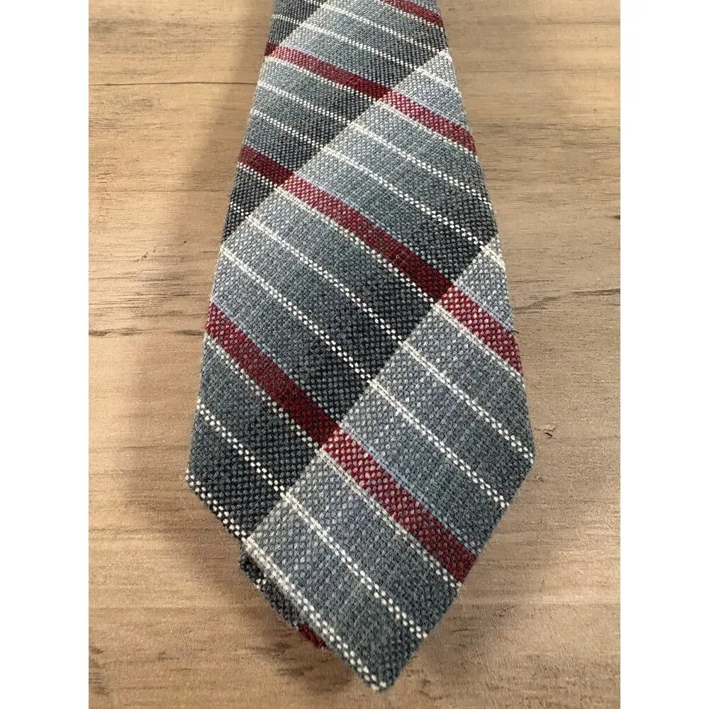 Pietro di Como Men's Textured Grey Red Vintage Tie‎ Necktie EUC